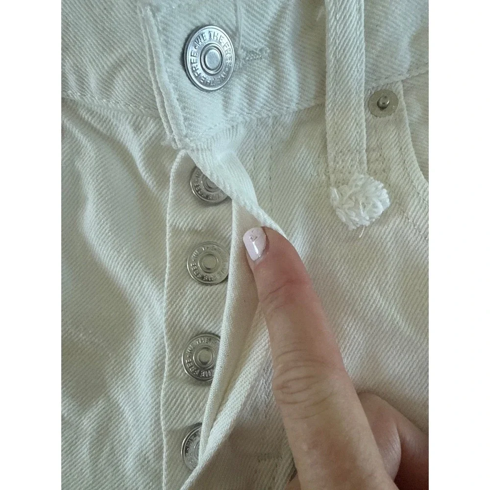 We the Free People Makai Cutoff Denim Shorts Ivory White 24 Boho Retro 90s NWOT
